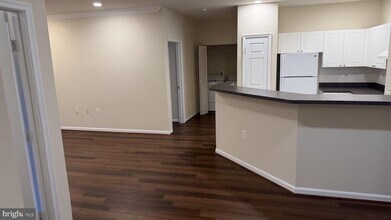 11329 Aristotle Dr in Fairfax, VA - Building Photo - Building Photo