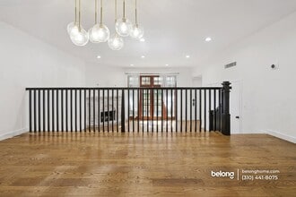 6509 Kester Ave, Unit 1 in Los Angeles, CA - Building Photo - Building Photo