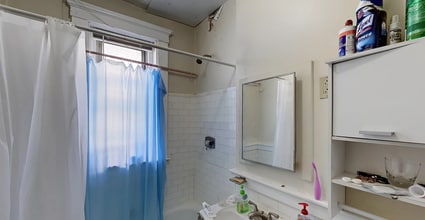 86 Maple St, Unit 1 in Malden, MA - Building Photo - Building Photo
