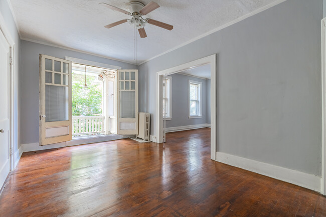 Colonial Apartments in Memphis, TN - Foto de edificio - Interior Photo