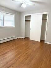 4644 N Sayre Ave in Harwood Heights, IL - Building Photo - Building Photo