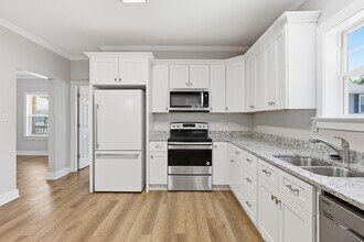 546 Baltimore Dr in Cramerton, NC - Building Photo - Building Photo