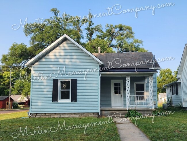 property at 1620 S Brown Ave