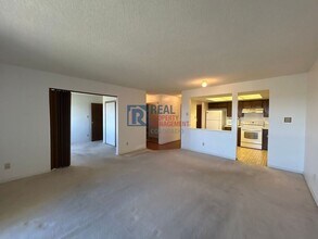 13902 E Marina Dr in Aurora, CO - Building Photo - Building Photo