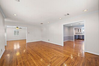 3807 Northwestern St in Houston, TX - Building Photo - Building Photo