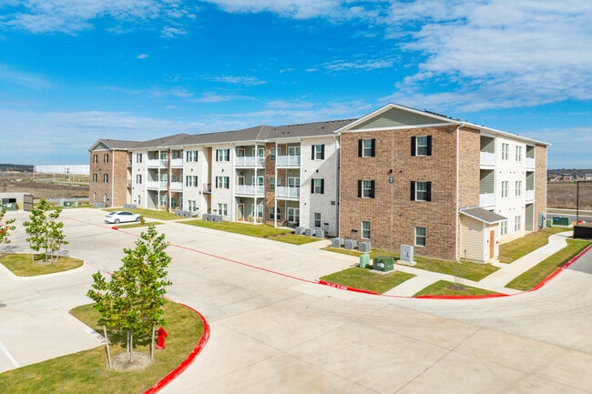 Whispering Pointe Apartments