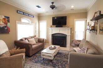 140 Fallsgrove Dr in Oxford, MS - Building Photo - Building Photo