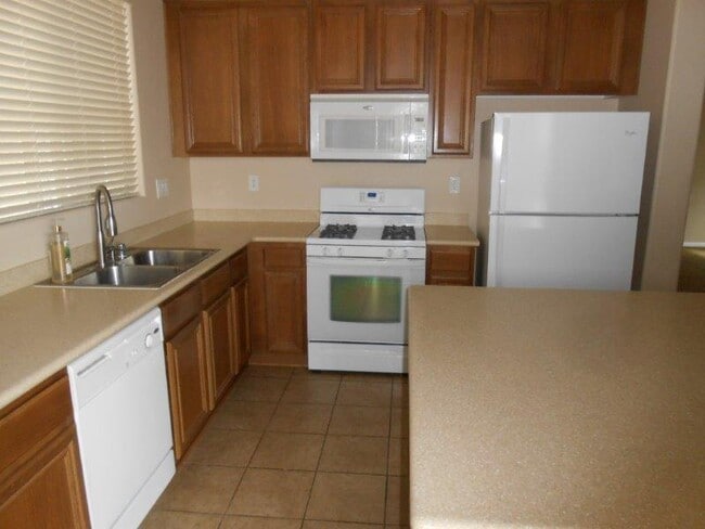 10019 Hollis Mountain Ave in Las Vegas, NV - Building Photo - Building Photo