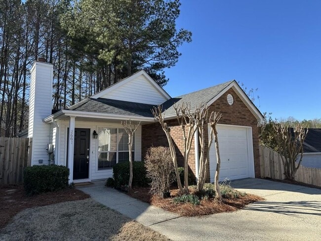 property at 2661 Laurel Ln NW