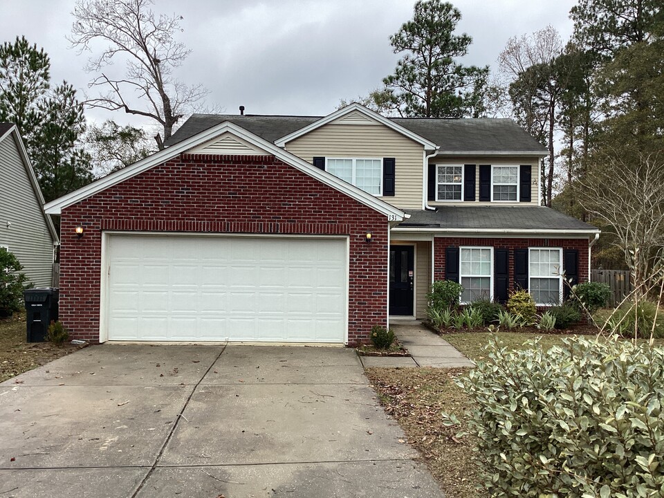 131 Surlington Dr in Ladson, SC - Building Photo