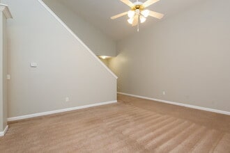 3187 Liberty Commons Dr NW in Kennesaw, GA - Foto de edificio - Building Photo