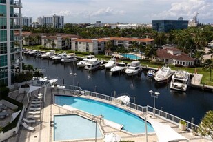 3131 NE 188th St, Unit 2-805 in Aventura, FL - Building Photo