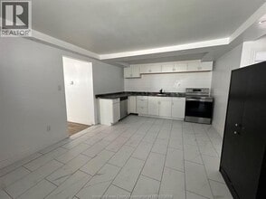 455 Aylmer Ave in Windsor, ON - Building Photo - Building Photo