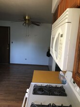 8700 S 81st Ave-Unit -2N in Hickory Hills, IL - Building Photo - Building Photo