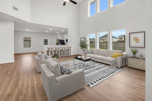 15100 Crown Mnr Dr in Houston, TX - Building Photo - Building Photo