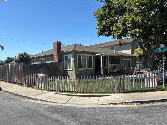 3428 San Marino Ave in San Jose, CA - Building Photo - Building Photo
