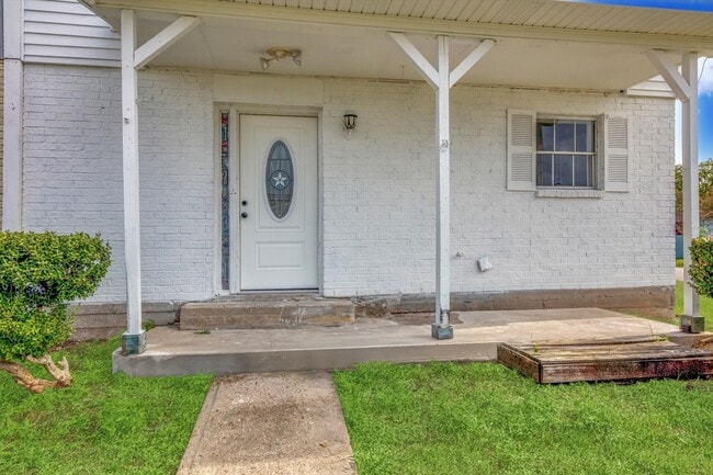 1231 Oregon St in La Porte, TX - Building Photo - Building Photo