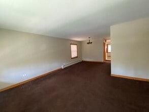 6123 N Meade Ave in Chicago, IL - Building Photo - Building Photo