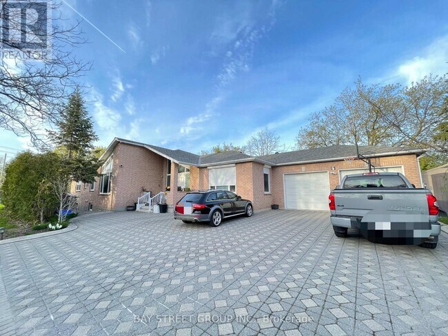 7 Markwood Ln in Vaughan, ON - Building Photo - Building Photo