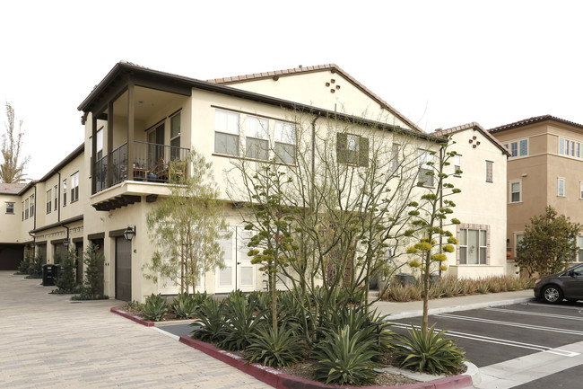 El Paseo at the Village of Foothill Ranch II in Foothill Ranch, CA - Building Photo - Building Photo