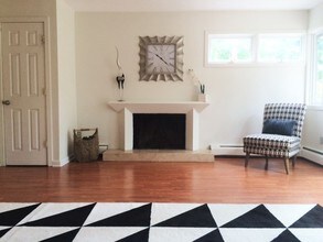 5 Talcott Ridge Rd, Unit D in Farmington, CT - Building Photo - Building Photo