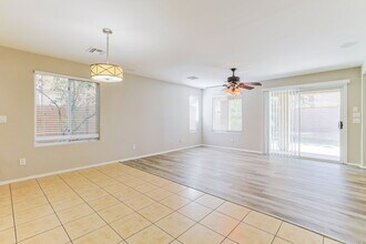 1505 E Lakeview Dr in Queen Creek, AZ - Building Photo - Building Photo
