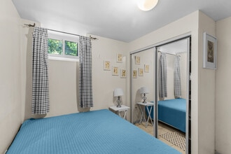 56 Hobson St, Unit 1 in Boston, MA - Foto de edificio - Building Photo