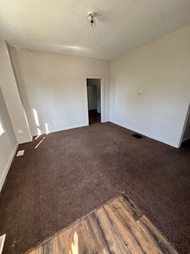 2532 Miner St in Fort Wayne, IN - Building Photo - Building Photo