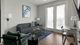 4300 Cromwell Dr, Unit 1212 in Kyle, TX - Building Photo