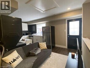21 Eby St S in Kitchener, ON - Building Photo - Building Photo