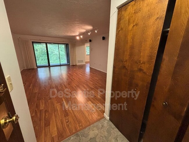 106 Piper Ln in Butler, PA - Building Photo - Building Photo