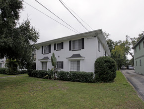 Columbia Crest Apartments in Orlando, FL - Building Photo - Building Photo