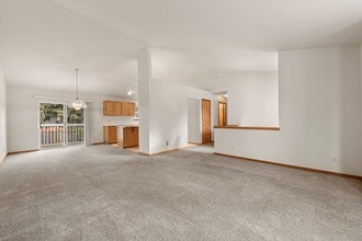 2106 N 155th St in Shoreline, WA - Building Photo - Building Photo