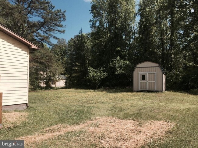 property at 578 Shorewood Dr