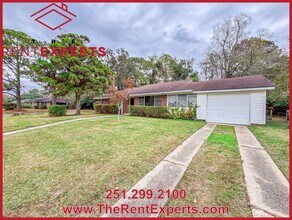 51 Sherwood Dr in Mobile, AL - Building Photo - Building Photo