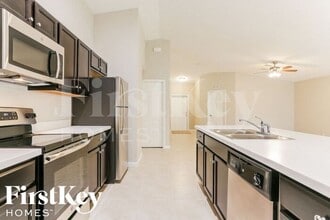 1062 SW Fenway Rd in Port St. Lucie, FL - Building Photo - Building Photo