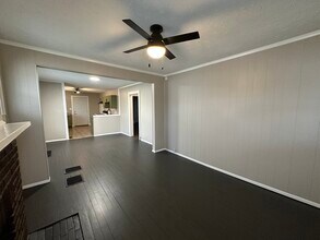 424 Cherry St in Jefferson City, MO - Building Photo - Building Photo