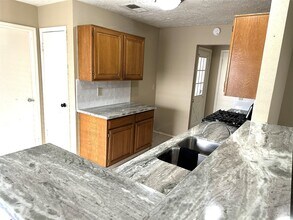 1735 Jo Ann Ln in Sugar Land, TX - Building Photo - Building Photo