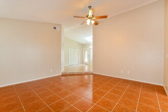 1388 La Paloma Cir in Winter Springs, FL - Building Photo - Building Photo