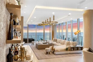 2200 N Ocean Blvd in Fort Lauderdale, FL - Building Photo