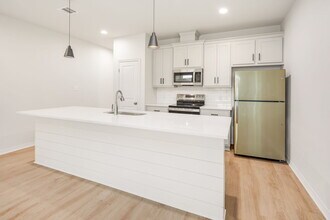 266 Richards St in College Station, TX - Building Photo - Building Photo