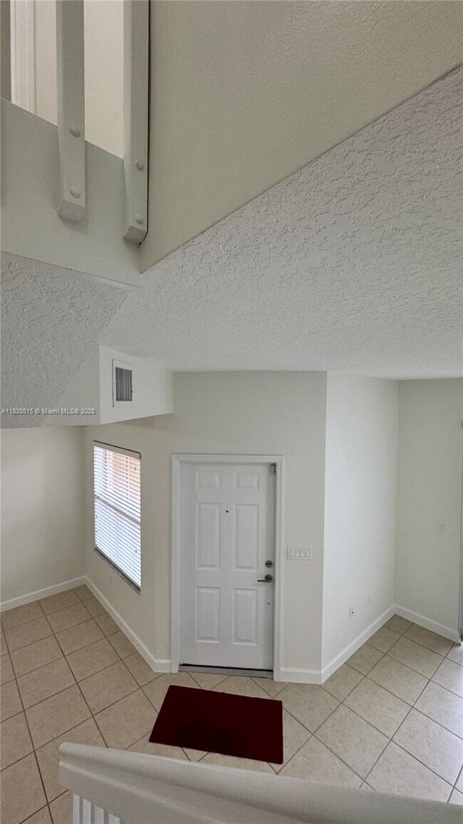 14367 SW 10th St in Pembroke Pines, FL - Building Photo - Building Photo