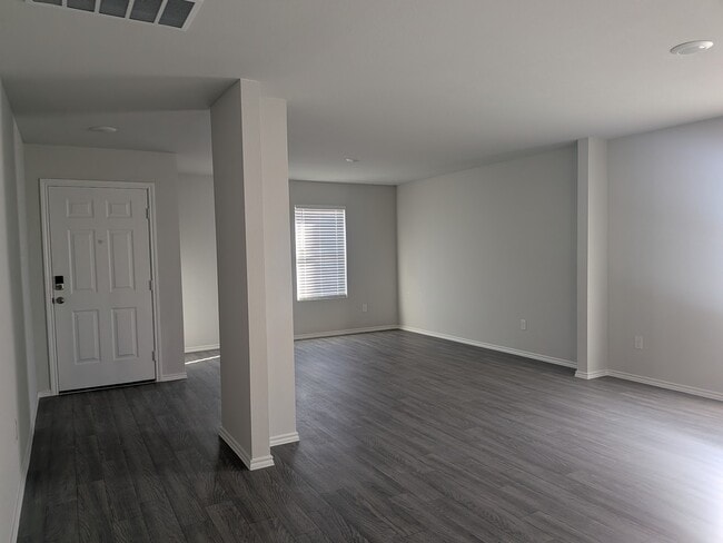 868 Eagles Nest Dr in Cleburne, TX - Building Photo - Building Photo