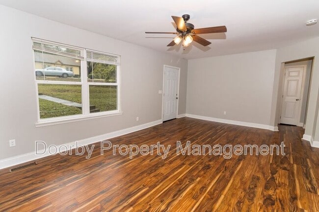 1712 Tunnel Blvd in Chattanooga, TN - Building Photo - Building Photo