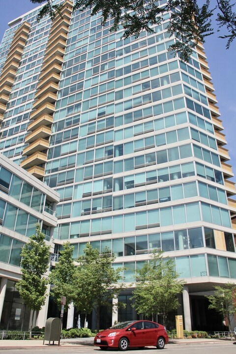 1720 Maple Ave in Evanston, IL - Foto de edificio
