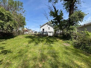 3701 Iona Ave in Cincinnati, OH - Building Photo - Building Photo