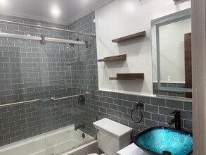 54 Murray Ave, Unit 2nd floor in Yonkers, NY - Building Photo - Building Photo