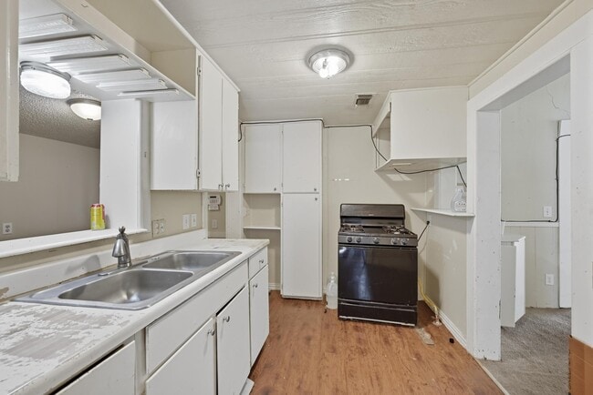 1025 Chaffin St in Sherman, TX - Building Photo - Building Photo