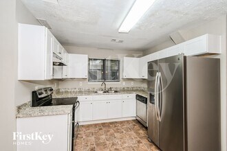 6668 Windwood Cir in Douglasville, GA - Building Photo - Building Photo