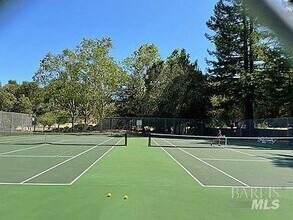 31 Mt Tallac Ct in San Rafael, CA - Building Photo - Building Photo